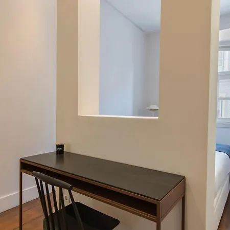 Lovelystay Downtown Dom Duarte Apartman *