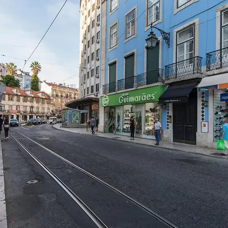 Lovelystay Downtown Dom Duarte * Лиссабон